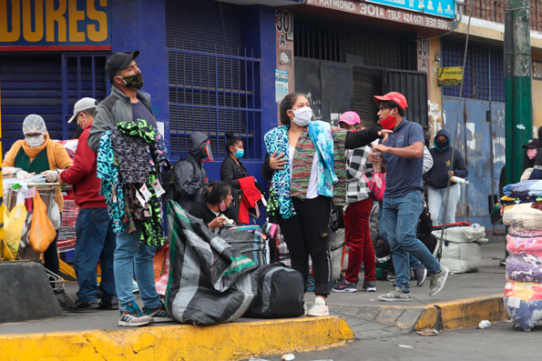 Perú recibe su Bicentenario en crisis