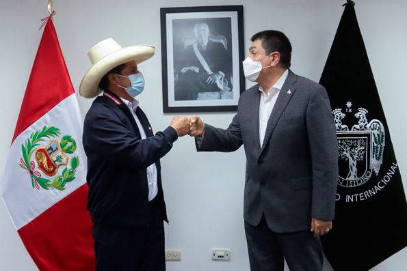 A puertas del Bicentenario: Perú aún sin presidente