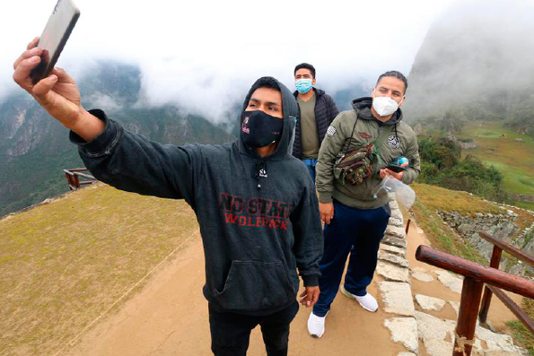 “Para el 2022 podríamos recuperar el 60 % de turistas que llegan al Perú”