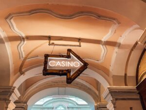 Letrero "casino"- Jan Antonin Kolar (Unsplash)