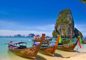 Playa en Krabi - Sumit Chinchane para Unsplash