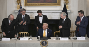 Donald Trump criptomonedas - Revista Casino Perú