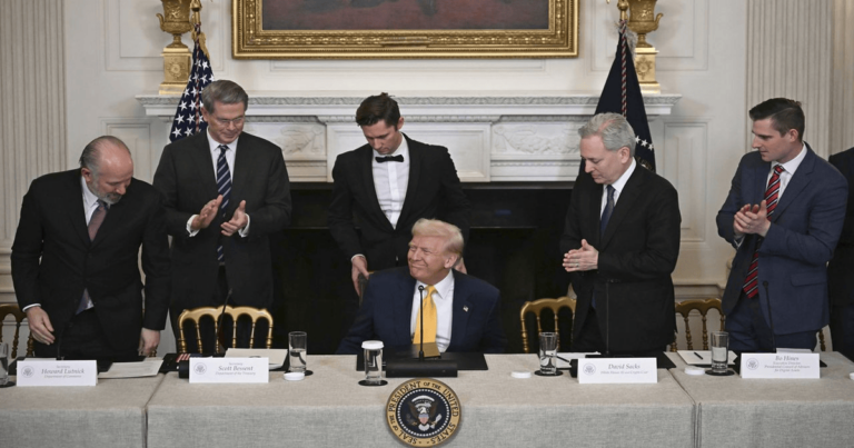 Donald Trump criptomonedas - Revista Casino Perú