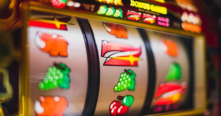 Brasil - Revista Casino Perú