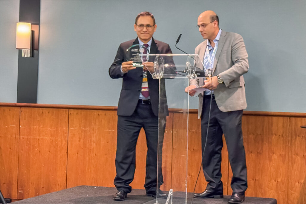 Perú hace historia: Yuri Guerra del MINCETUR recibe el premio "Regulador del Año 2025" de IMGL