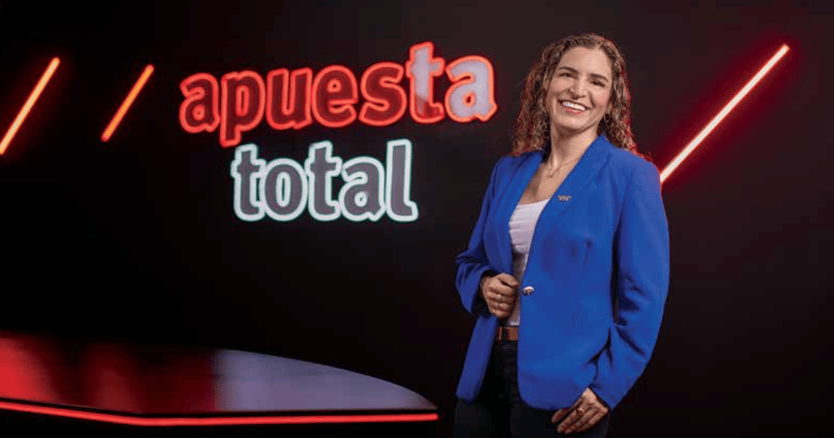 Apuesta Total Lourdes Britto - Revista Casino Perú