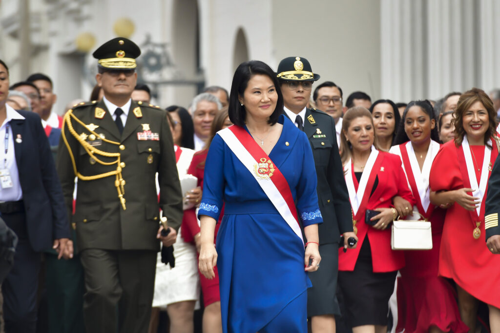 Keiko Fujimori asume la presidencia de Perú y fija la hoja de ruta para sus 1.826 días de gobierno